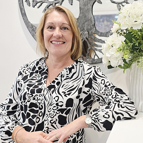 Alison Abbotts